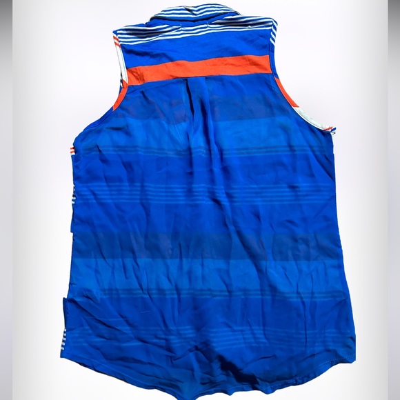 Maurices Bright Blue,White & Vivid Orange Sleeveless Button Up Top w/Sheer Back - Picture 3 of 6